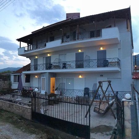 Rena Apartments Asproválta Ngoại thất bức ảnh