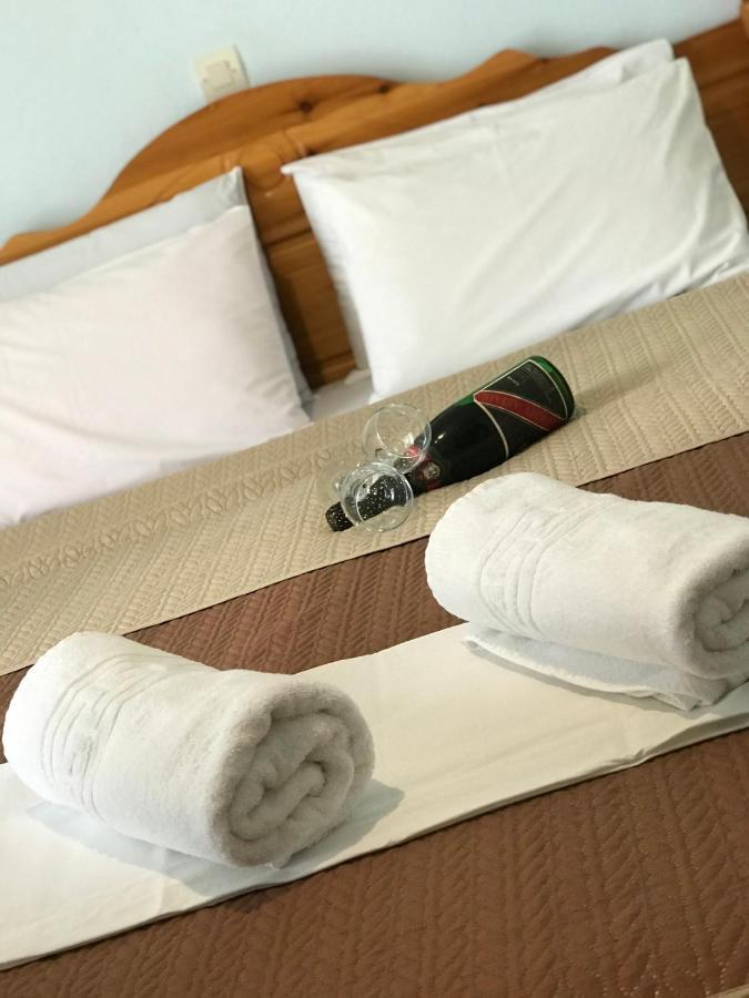 Rena Apartments Asproválta Ngoại thất bức ảnh