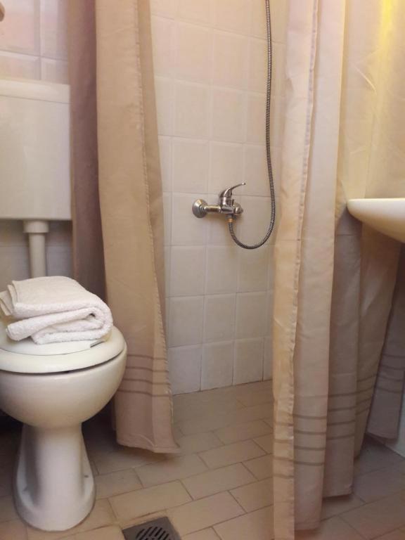 Rena Apartments Asproválta Ngoại thất bức ảnh